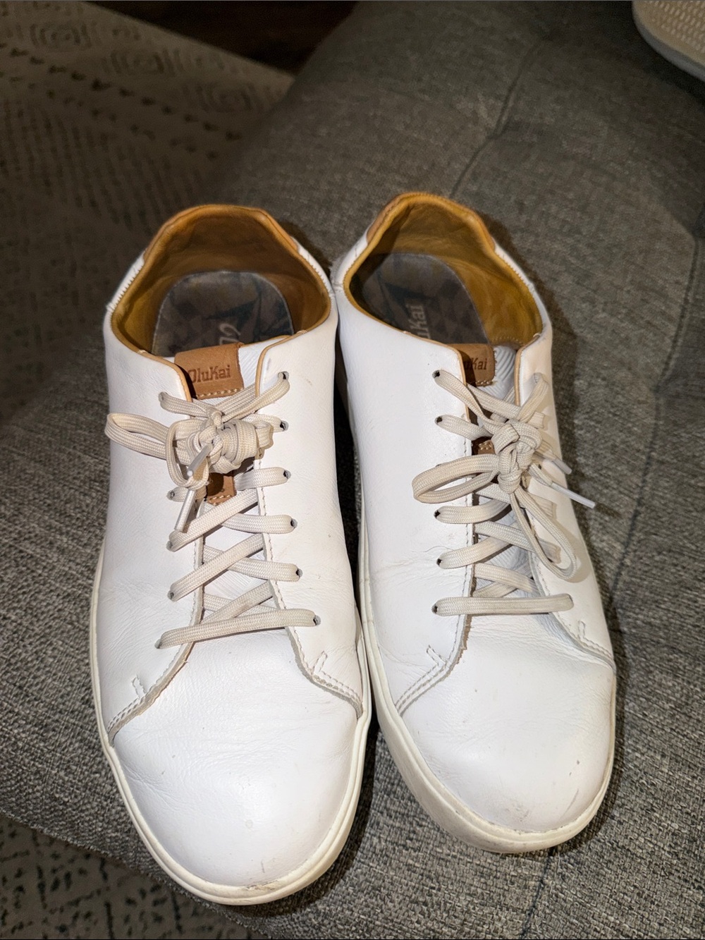 OluKai White Leather Low-Top Sneakers